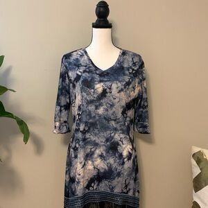 Indigo Soul Tie-Dye V-Neck Women's Top sz Large EUC B63